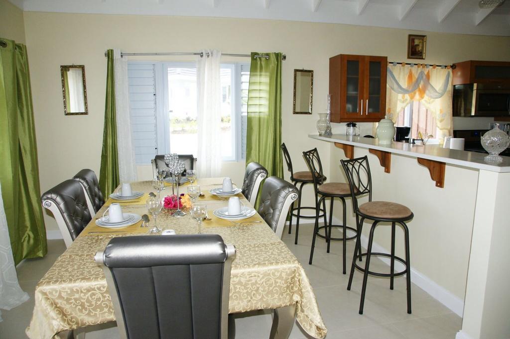 Villa @ The Palms Priory 외부 사진